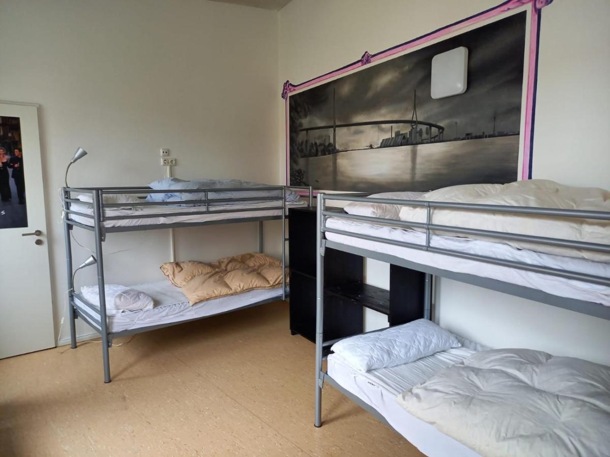 Bett im Frauenschlafsaal mit 4 Betten